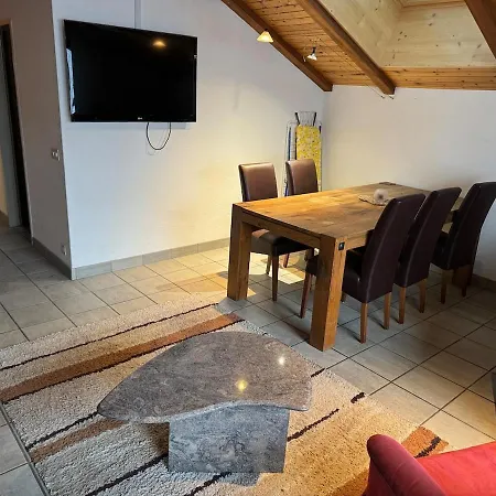 Apartment Zentrale Mit 3 Zimmern *