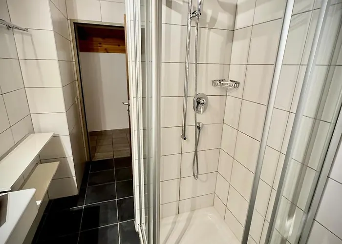 Zentrale Mit 3 Zimmern Daire